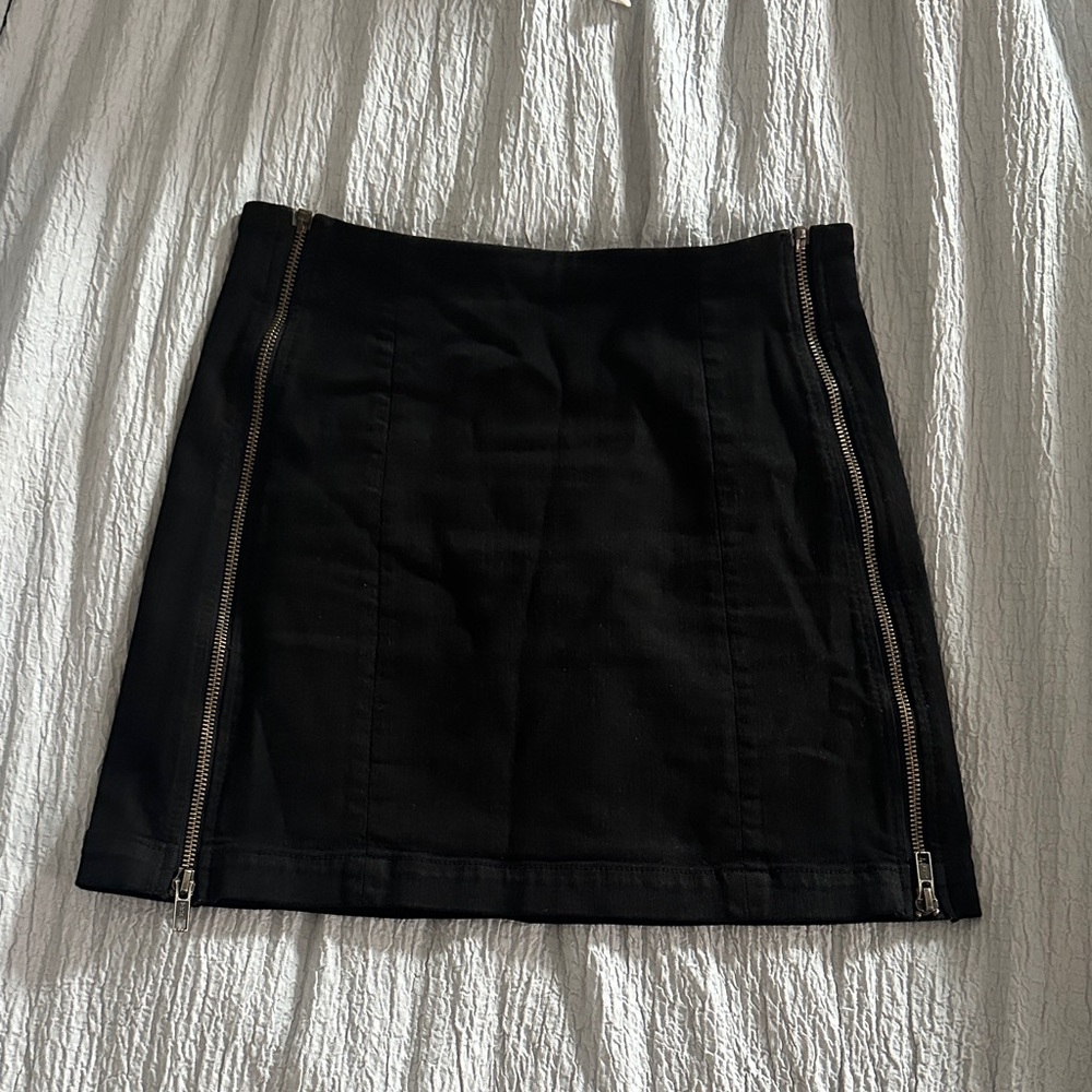 Carmar Black Mini Skirt with Dual Zippers